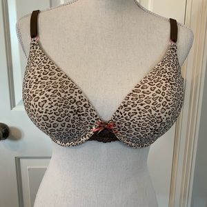 Maidenform leopard and lace bra.  36D So cute!!